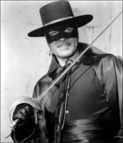 Beaucoup d'autres acteurs ont essayé de jouer à faire Zorro mais pour moi, il n'en existe qu'un... Son nom est Williams et son prénom...