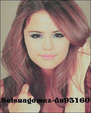 En quelle anne est-elle devenue la plus jeune ambassadrice de l' UNICEF ?