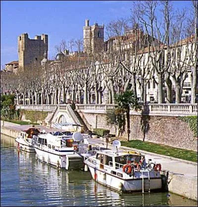 Celle de la 'Tronche en biais' tait un personnage cr par Sim. En ajoutant un 'N' aux lettres qui composent ce mot et en mlangeant le tout vous trouverez le nom :