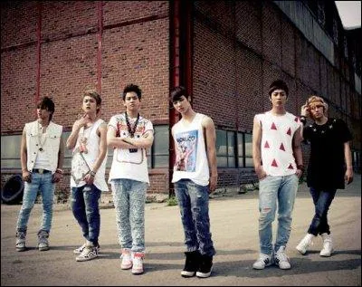 Quel groupe chante 'Fiction' ?