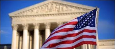 Cent ans plus tard, en 1980, la nation Sioux saisit la plus haute instance juridique des Etats-Unis. La Cour Suprême reconnait que les indiens ont été spoliés de leurs terres et leur octroi un dédommagement. Lequel ?