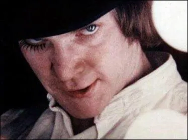 Dans 'Orange Mcanique', comment Alex appelle t-il ses acolytes ?