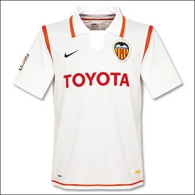 A quelle quipe appartient ce maillot ?