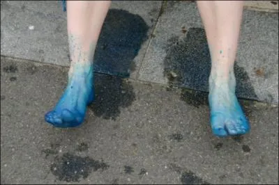 Alerte aux Pieds Bleus.