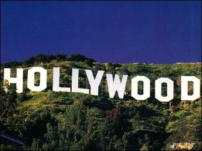 Ou visit Hollywood, la firme du cinma de ce pays qui se trouve dans la ville de...