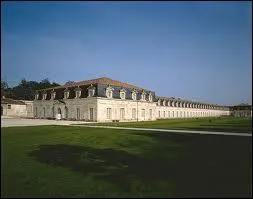 Dans quelle ville de Charente-Maritime se trouve cette Corderie Royale ?