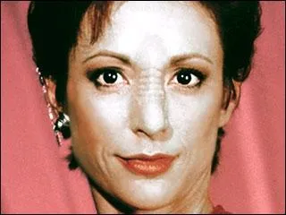 Dans quelle(s) srie(s) retrouve-t-on rgulirement ce personnage ?