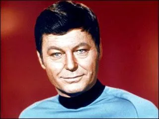 Dans quelle(s) srie(s) retrouve-t-on rgulirement ce personnage ?