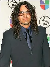 De qui Estrella est-elle amoureuse ?