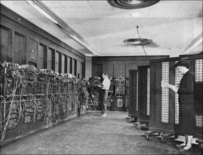 Quand fut oprationnel le premier ordinateur entirement lectronique ?