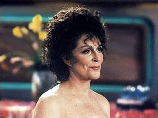 Dans quelle(s) srie(s) retrouve-t-on rgulirement ce personnage ?