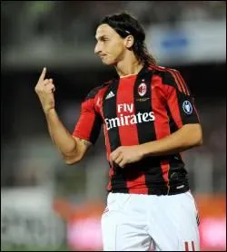Quel est le numro de maillot de Zlatan Ibrahimovic ?