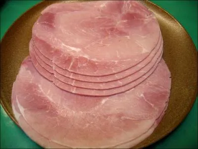 Compltez le titre de ce film de Anne Depetrini avec Ramzy et Anne Marivin : Il reste du...