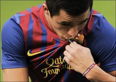 Quel est le nom du joueur d'origine chilienne arriv au mercato 2011 ?