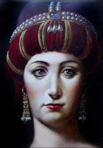 Quel est le titre de l'impératrice, en grec, à Constantinople ?