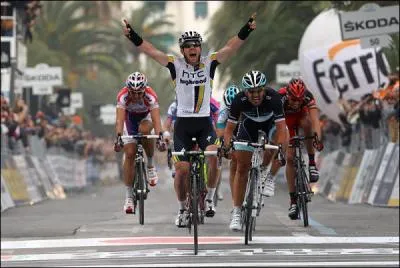 Qui est ce coureur de la HTC qui remporte ici devant Fabian Cancellara la premire classique de la saison Milan San Remo ?