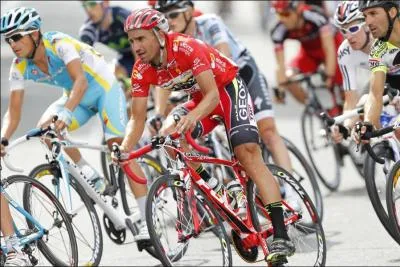 Enfin, nous voyons ici le vainqueur de la Vuelta 2011. Qui est ce coureur de la Geox ?