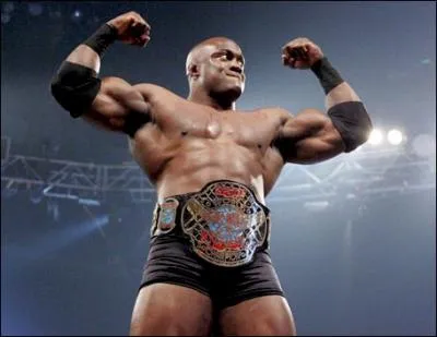 Le 03 dcembre, Bobby Lashley est sacr champion aprs avoir remport un match  :