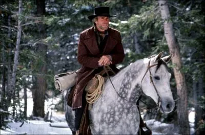 Film ralis par Clint Eastwood lui mme en 1985. Il joue le rle d'un pasteur excellent tireur malgr lui.