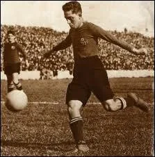 Quel est le meilleur buteur du F. C. Barcelone ?