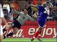 En quelle anne a-t-on arrt d'utiliser le but en or, pendant les prolongations ?