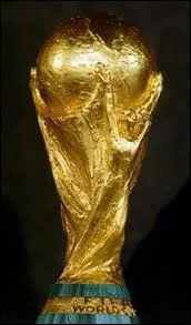 Quel est le premier pays  avoir remport la coupe du monde ?