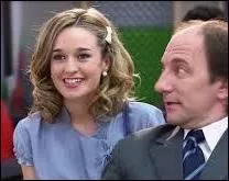 Quel est le nom de la fille du maire dont Andrs est tomb amoureux lors de la saison 2 ?