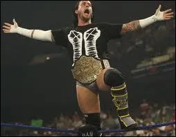 Le 23 aot, CM Punk bat Jeff Hardy dans un :