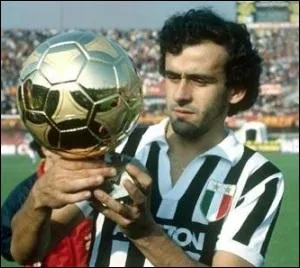 Quel est le deuxime joueur franais, jouant aussi  la Juventus de Turin, mais en milieu de terrain,  avoir remport trois annes conscutives le ballon d'or : en 1983, 1984 et 1985 ?