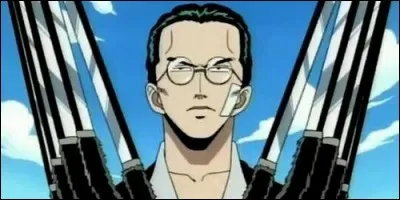 De qui Crow (Kuro) est-il le majordome avant de le trahir ?