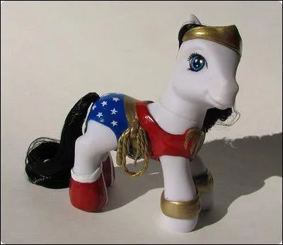 Vous l'avez reconnu, ce petit poney a t transform en ...