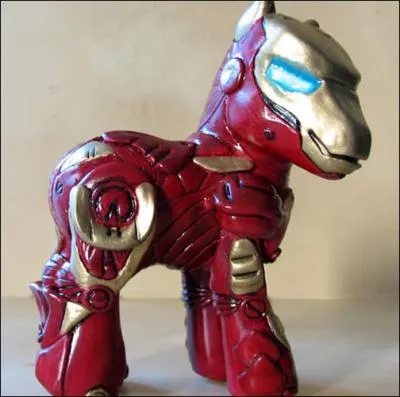 En quel Super Hros a t transform ce petit poney ?