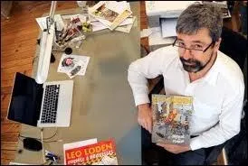 Laquelle de ces trois personnes est le dessinateur ?