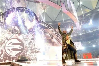 Dans quel show est Edge ?