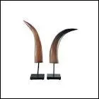 Il a deux cornes sur sa tte, qui est-ce ?