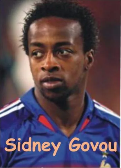 Ce joueur a-t-il t champion du monde de football avec la France en 1998 ?