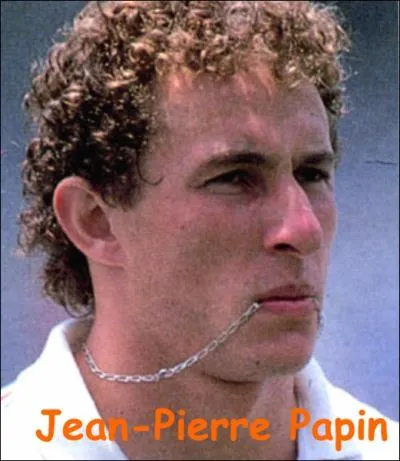 Ce joueur a-t-il t champion du monde de football avec la France en 1998 ?