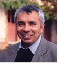 Originaire de Vende, il nous conte sa rgion dans ses oeuvres , notamment dans le roman ' Les lilas de mer ' :