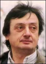 Egalement membre de l'Ecole de Brive, corrzien d'origine, il nous dpeint cette belle rgion dans ses romans comme ' Les chasseurs de papillons ' :