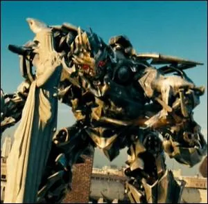 Quel Autobot se fait tuer par Megatron lors de la bataille finale ?