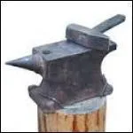 A quel sens peut-on associer le marteau et l'enclume ?