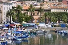 Jolie ville de Corse... .