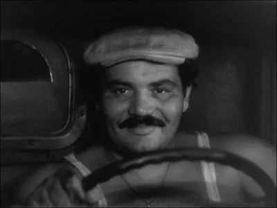 De quelle nationalit est-il ?