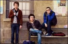 Comment s'appelle le lyce o svit la joyeuse bande ?