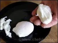 Quel est ce plat qui sera servi traditionellement avec une sauce barnaise ?