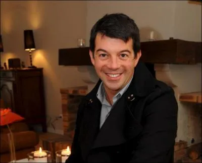 Un agent immobilier au service de M6, il s'agit de Stphane ... .