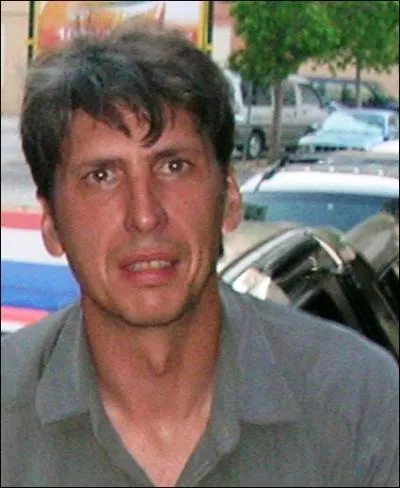 Adepte du tourisme  longue dure (pardon pour cet humour) , il s'agit de Stphane ... .