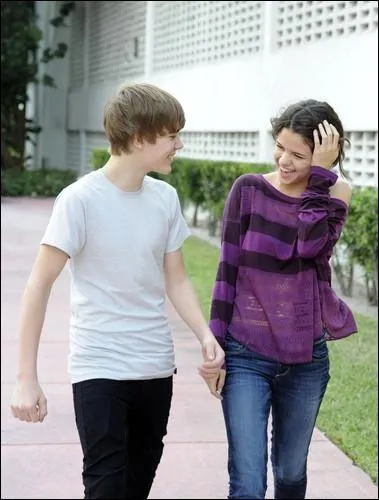 Avec qui est-il en couple ?