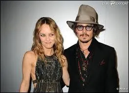 Combien de femmes ont eu des relations avec Johnny Depp avant qu'il ne rencontre Vanessa Paradis ?