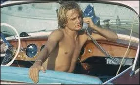 Qui est ce chanteur qui a fait chavirer les coeurs dans les annes 60 et 70 ?